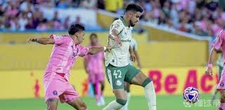 巧了，恰尔汗奥卢上次和这次罚丢点球都在意甲第12轮第74分钟